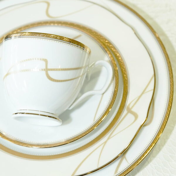 Noritake 23 Pcs Tea Set - Coventry Gold - Image 2