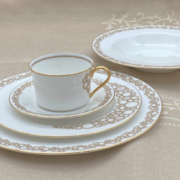 Noritake 96Pcs Dinner &Amp; Tea Set For 12 Persons - Chatham Gold - Image 5