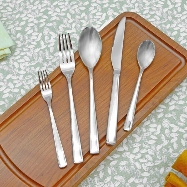 Equinox 918 Stainless Steel Table Fork - Image 3
